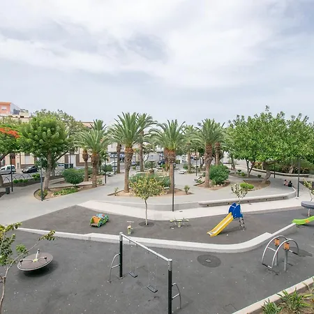 Plaza De Las Flores Apartment